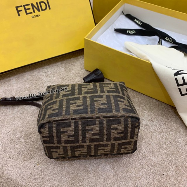 FENDI精品女包 芬迪小號vintage中古老花化妝包 Fendi便當包飯盒包 fdzg2578